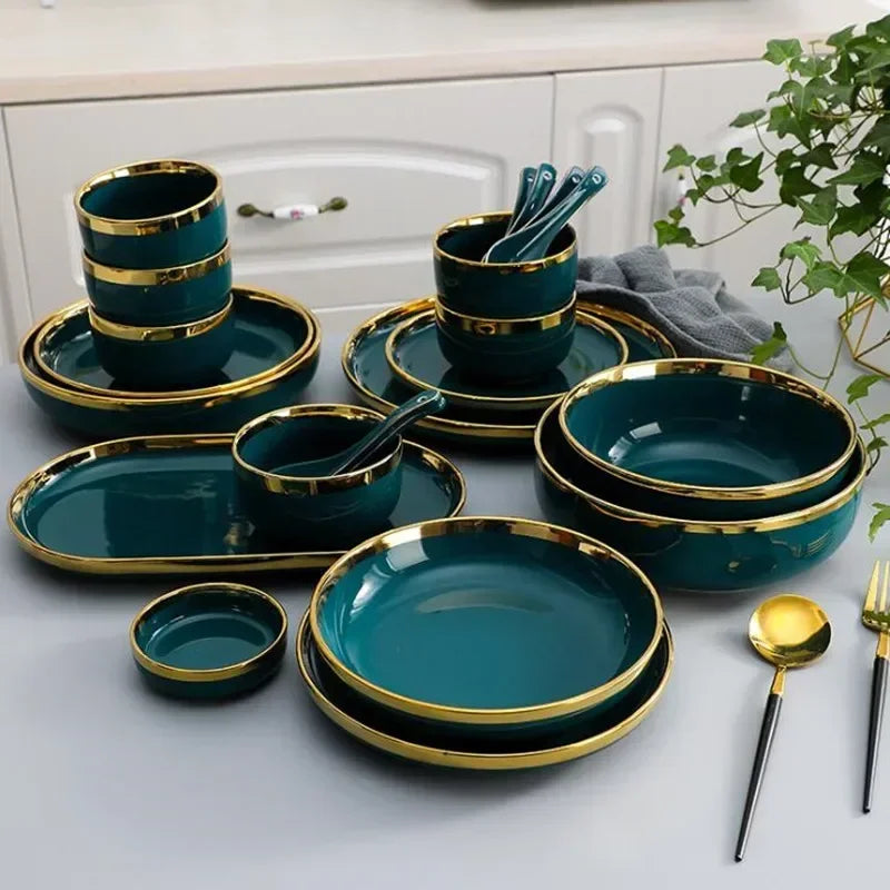 Prato Cerâmica Verde Borda Dourada – Estilo Luxo