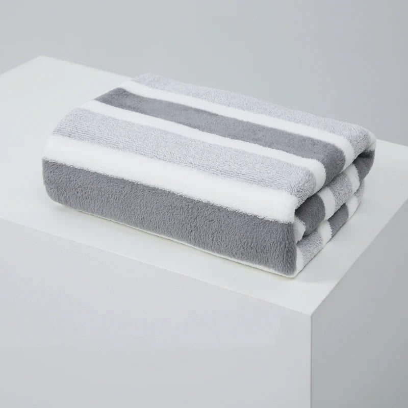 Toalha de Banho Macia e Absorvente – 1 Peça