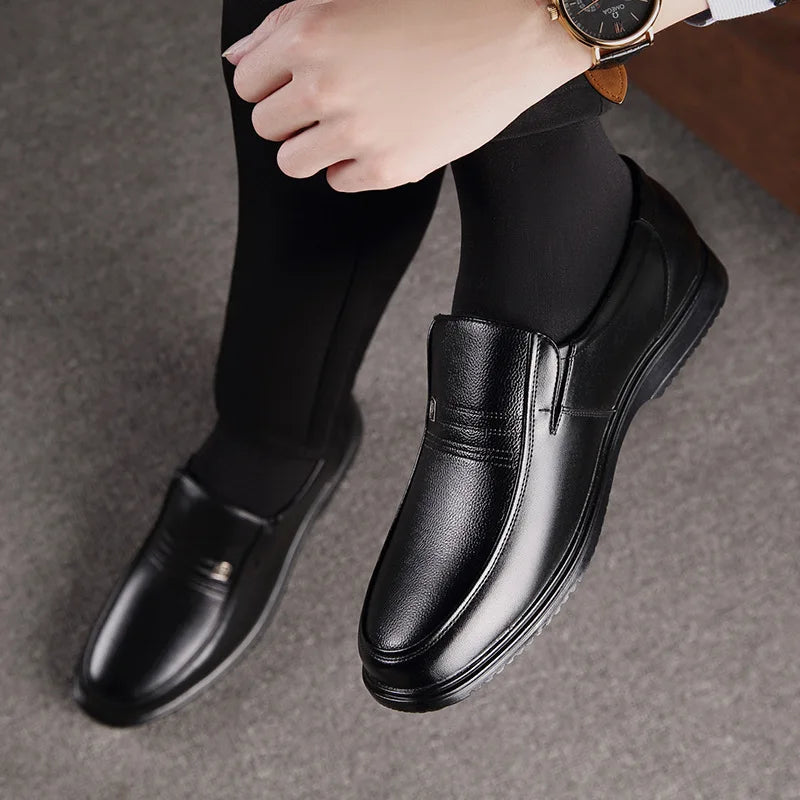 Mocassim Masculino Luxo Couro – Elegância e Conforto 2025